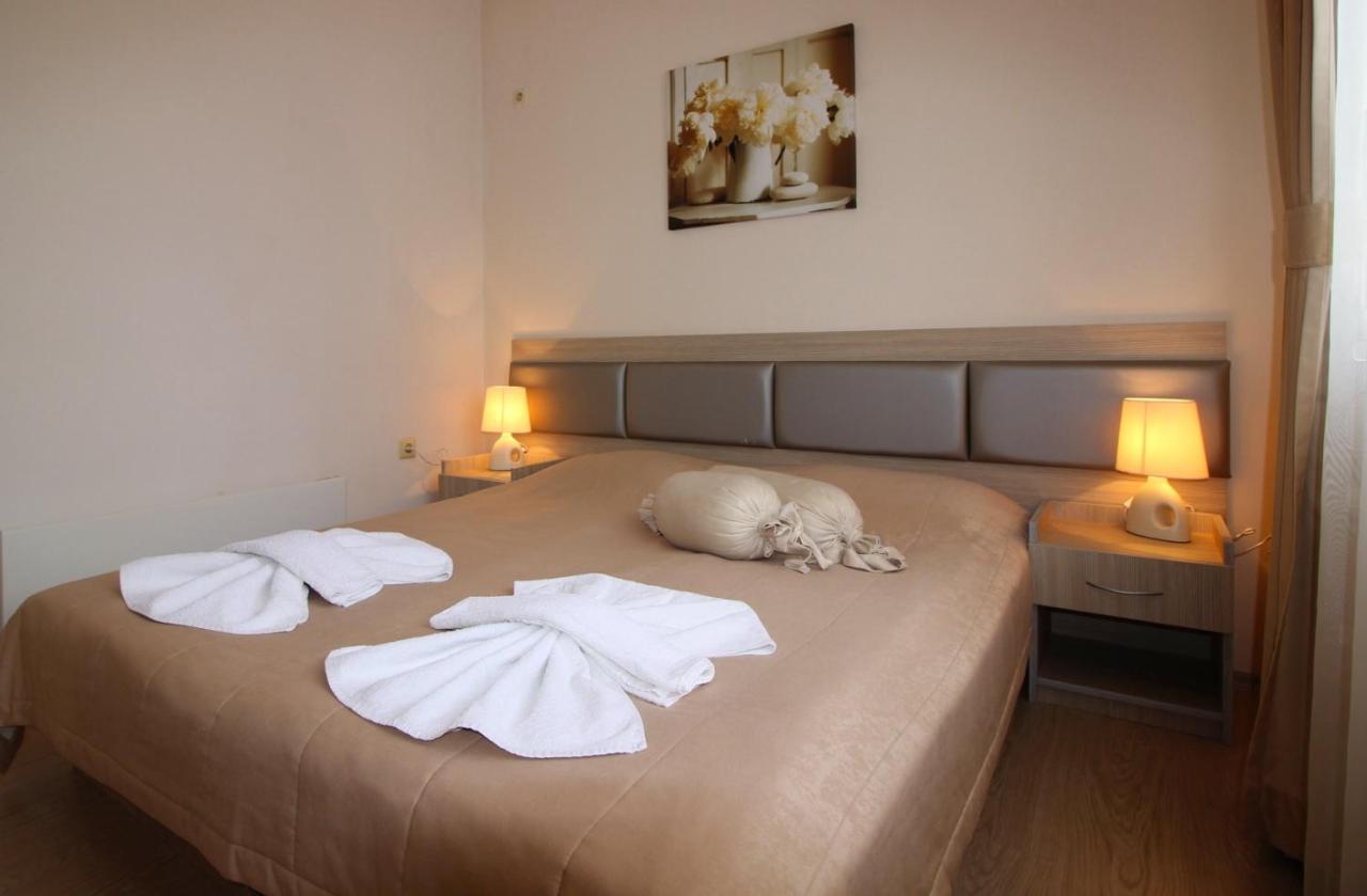 Allia Apartments Ravda ภายนอก รูปภาพ