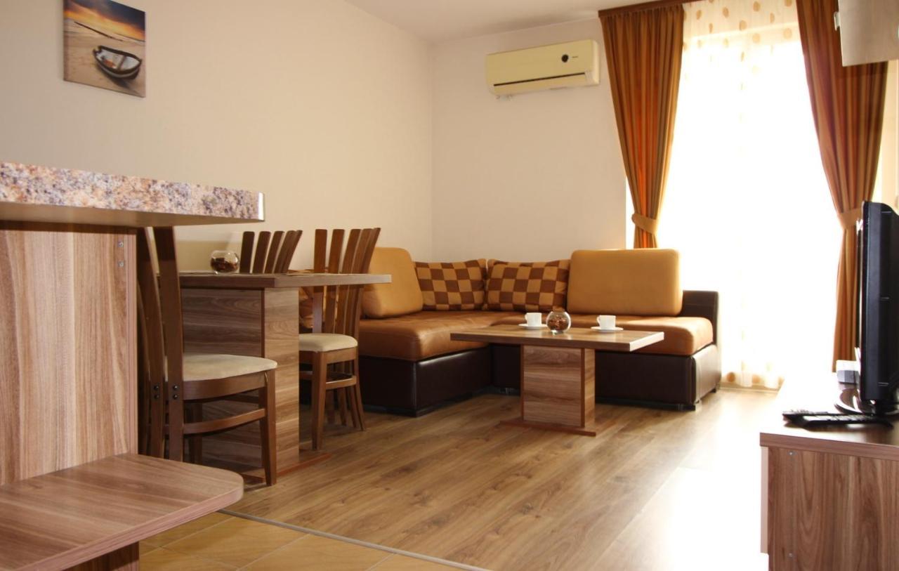 Allia Apartments Ravda ภายนอก รูปภาพ
