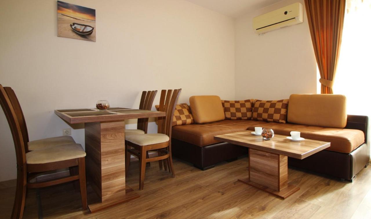 Allia Apartments Ravda ภายนอก รูปภาพ